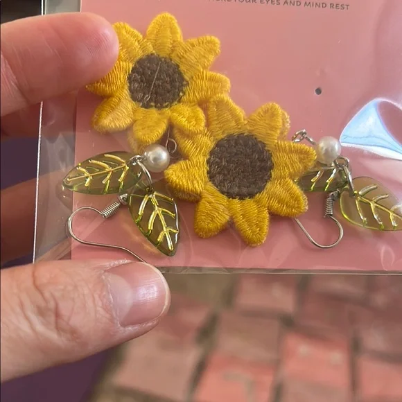 Earrings with Metallic Accents / Boho Style - Picture 5 of 5